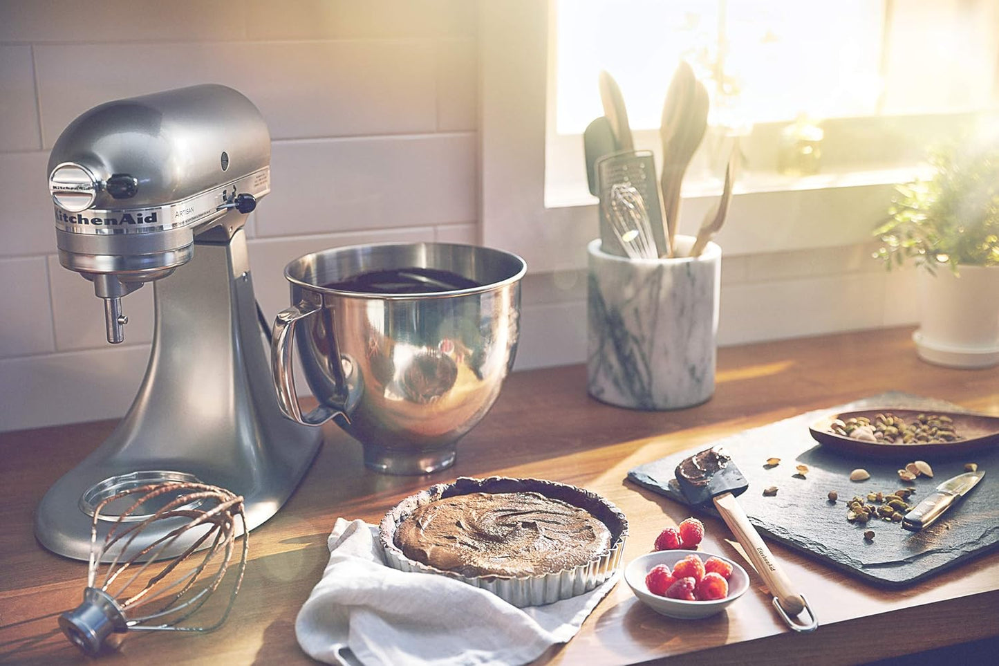KitchenAid-Artisan Series 5 Quart Tilt Head Stand Mixer with Pouring Shield KSM150PSr