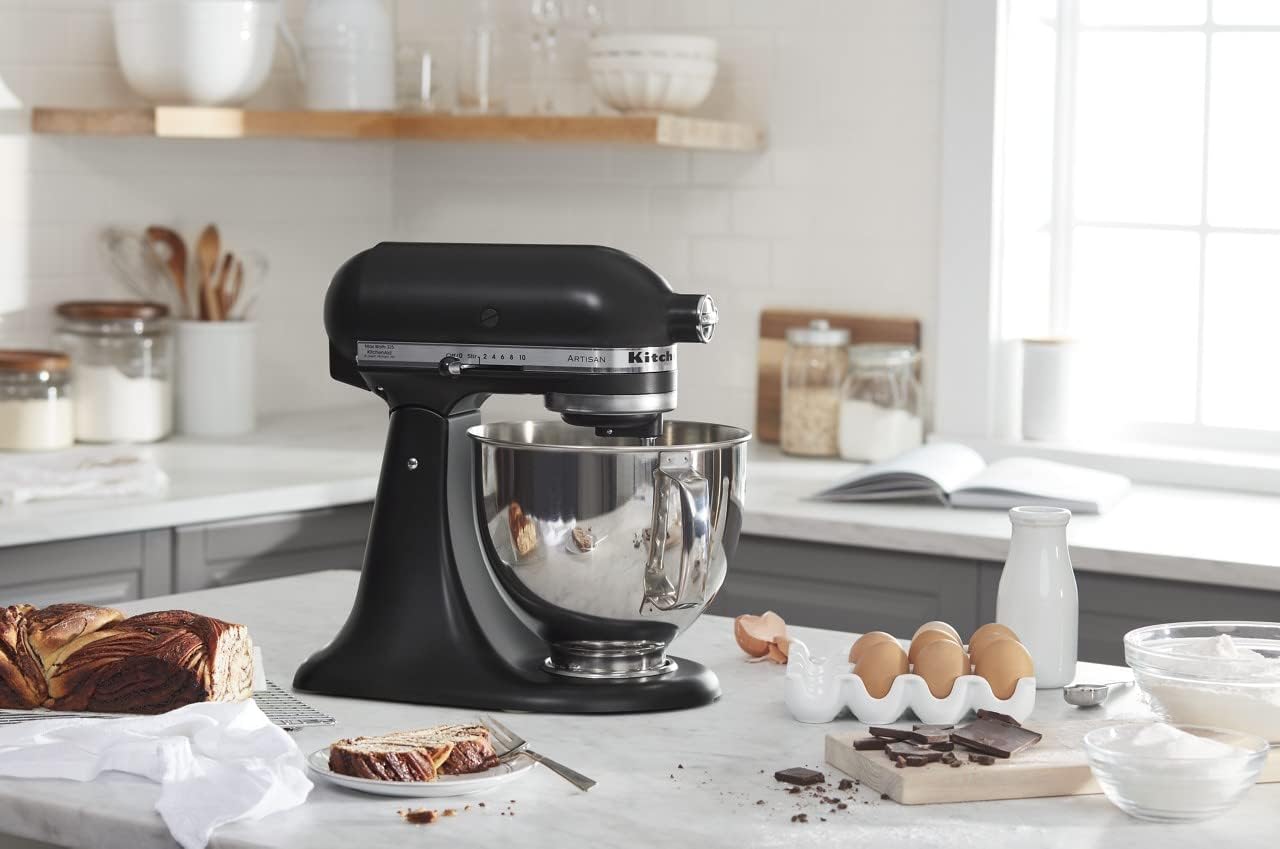 KitchenAid-Artisan Series 5 Quart Tilt Head Stand Mixer with Pouring Shield KSM150PSr