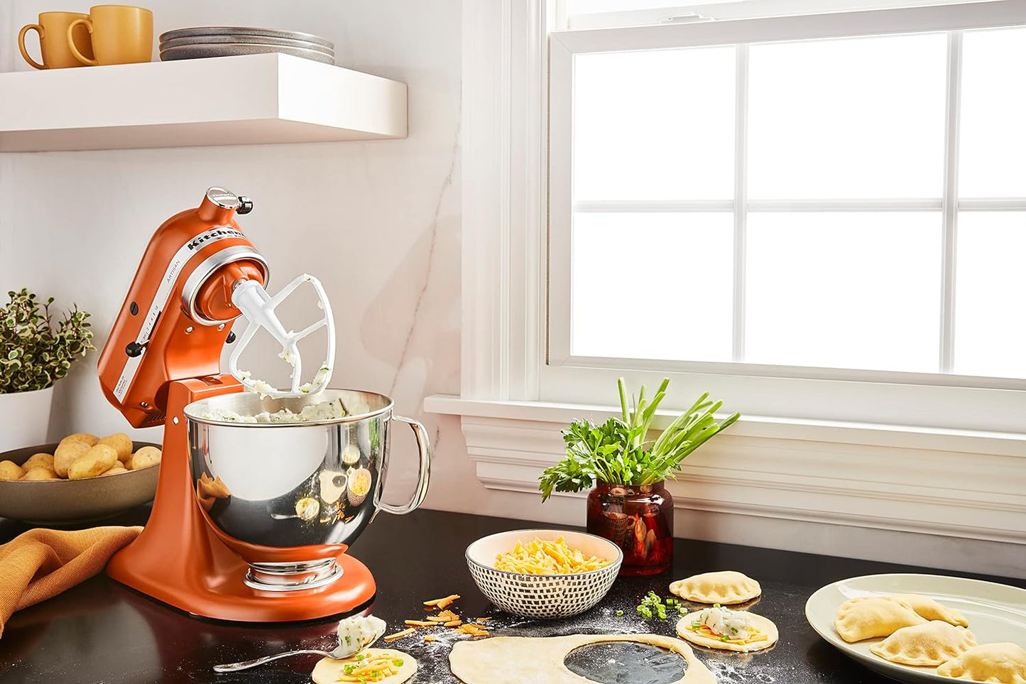 KitchenAid-Artisan Series 5 Quart Tilt Head Stand Mixer with Pouring Shield KSM150PSr