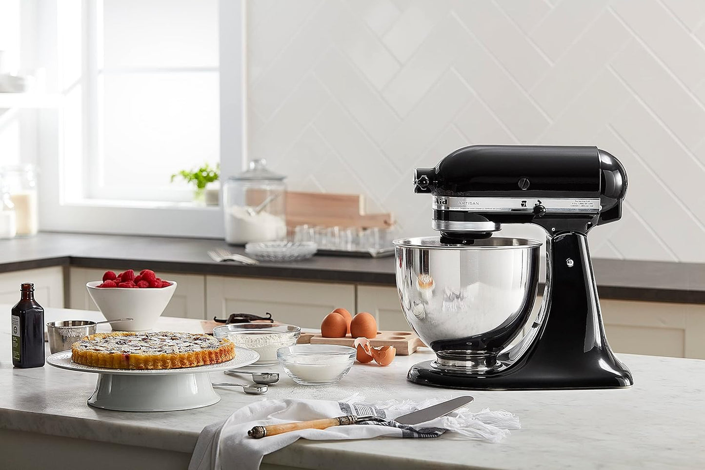 KitchenAid-Artisan Series 5 Quart Tilt Head Stand Mixer with Pouring Shield KSM150PSr