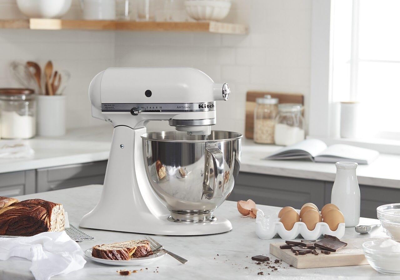 KitchenAid-Artisan Series 5 Quart Tilt Head Stand Mixer with Pouring Shield KSM150PSr